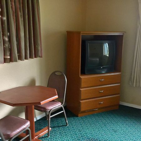Portland Value Inn And Suites Ngoại thất bức ảnh